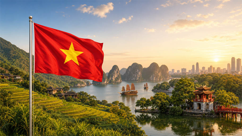 Flagge Vietnams vor den Reisterrassen von Sa Pa, der Halong-Bucht und der Skyline von Hanoi mit dem Hoàn-Kiếm-See in warmer Abendstimmung. Flagge Vietnams vor den Reisterrassen von Sa Pa, der Halong-Bucht und der Skyline von Hanoi mit dem Hoàn-Kiếm-See in warmer Abendstimmung.