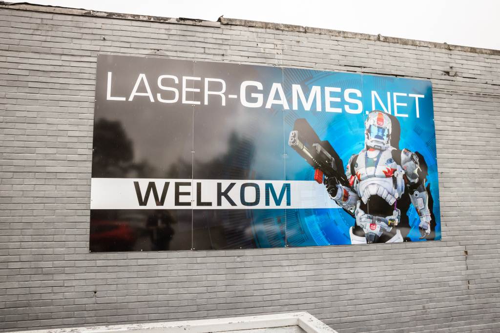 Sonderkonstruktion Laden Innen- und Außeneinrichtung 4