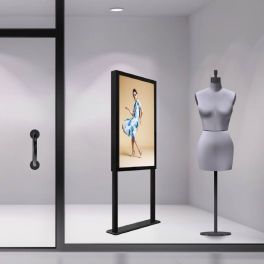 Schaufenster Display Vitrin - Standlösung 1