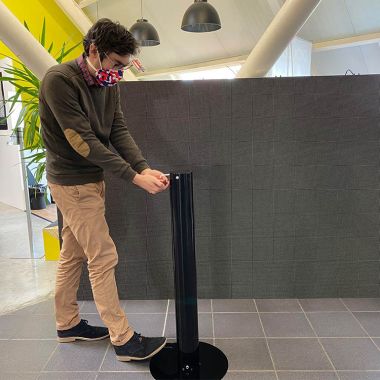 Desinfektionsspender mit Pedal