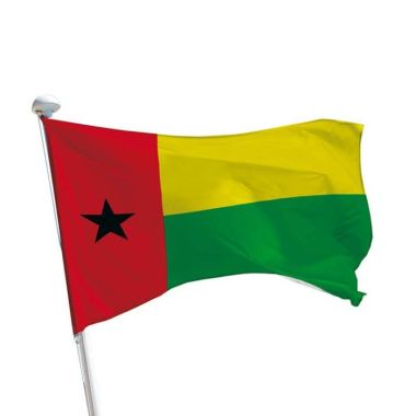 Guinea-Bissau Flagge im Querformat für Fahnenmasten im Außenbereich