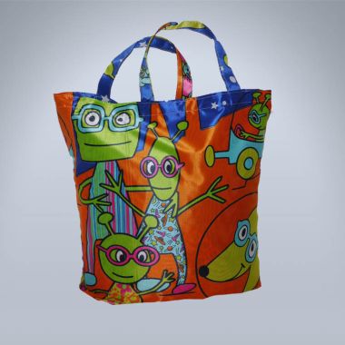 Tragetasche aus recycelten Fahnen: Flagbackbag