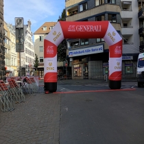 BOFA-DOUBLET trotzt Wind und Wetter beim Köln Marathon 2025