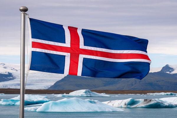 Island Flagge - Bedeutung, Farben & Herkunft im Überblick